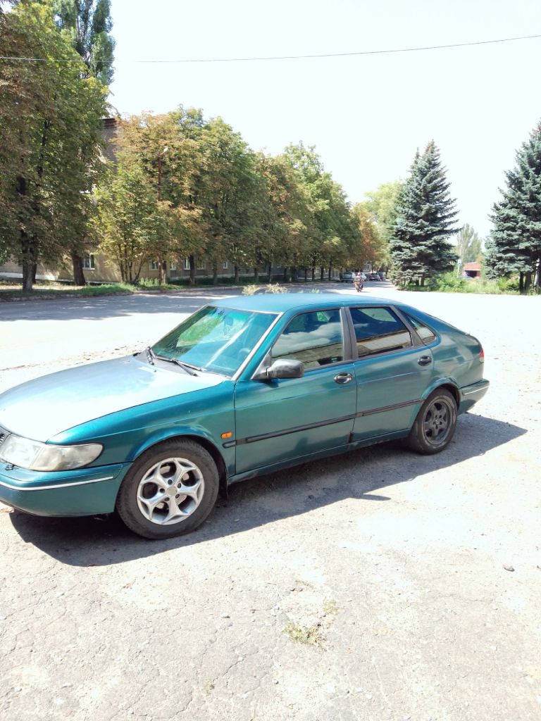 Купить saab -900, объём дв 2,0. год выпуска 1995. гур. стеклоподъёмники -4  центральный замок блокировка кпп. состояние на 4. цена 146000р.  контактный...