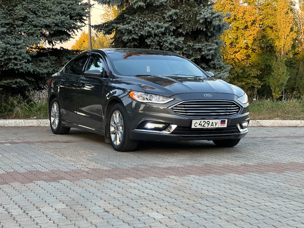 Ford fusion 2016 se. двигатель 1,5 турбо, автомат, пробег 85000 км. машина  в одних руках с америки, ухожена. два комплекта резины. цена авто 1, 700  00...