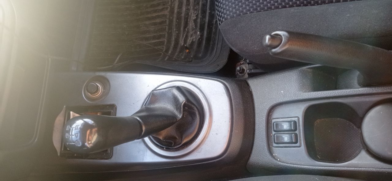 Продам митсубиси лансер 9 в хорошем состоянии. один хозяин. машина 2008 г. в. выехала из салона в 2011 году. в дтп не была, и не красилась, все стекла родные. пробег 154т. км мотор 1.6 16 кл. 98 л. с. кондиционер, 4 стеклоподъёмника, подогрев передних сидений, ел. зеркала, обогрев заднего стекла, гидроусилитель руля, ксенон. мотор в идеальном состоянии, коробка переключается как на новой машине. новые свечи, катушки, масло в двигателе, резина, акумулятор. гбо евро-4 вписано в техпаспорт. нужно заниматься арками задних крыльев! цена договорная. +79495240709 - фотография - 22