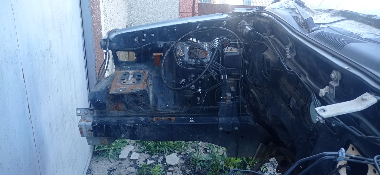 Продам nissan pathfinder r 50 2003г. в. platinum, рестайлинг комплектация самая максимальная. мотор 3.5 l. после дтп. запчасти для ремонта есть. могу отдельно продать двигатель/агрегаты. цена договорная. +79495240709 - фотография - 5