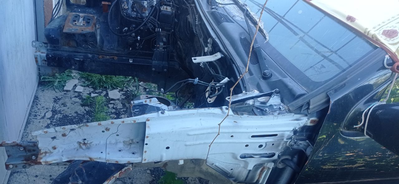 Продам nissan pathfinder r 50 2003г. в. platinum, рестайлинг комплектация самая максимальная. мотор 3.5 l. после дтп. запчасти для ремонта есть. могу отдельно продать двигатель/агрегаты. цена договорная. +79495240709 - фотография - 6