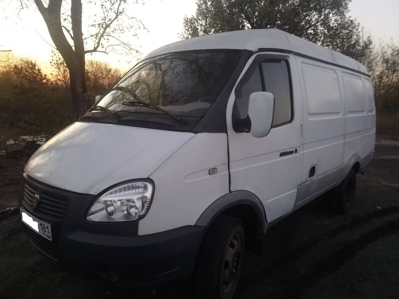 Продам газель газ-2705 2003 г. в. двигатель 2.5л (гбо установлено и вписано в птс стс), стартер редукторный. ходовка в норме ничего не стучит. рама целая. резина всесезонка высота протектора 6мм. есть коррозия по кузову. номера читаются хорошо на кузове. авто на ходу(желательно настроить карбюратор). автомобиль находится в г. стаханов. цена 220 000 р. тел. +79595332989 (не всегда есть связь, пишите в telegram). - фотография - 2