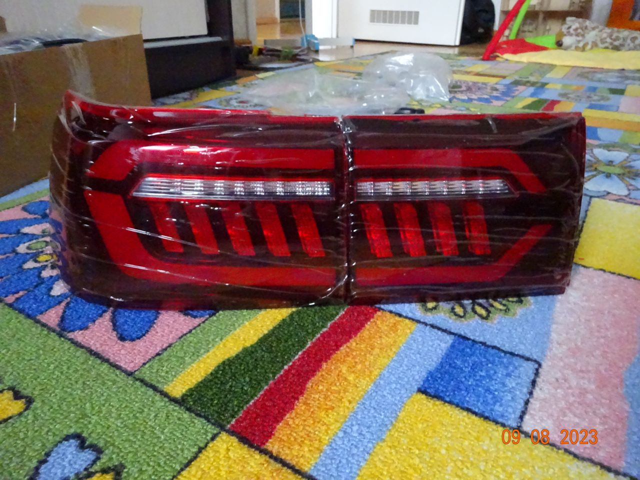 Продам светодиодные задние фонари для ваз 2110-12 в стиле audi rs. состояние новые, не устанавливались, продал машину не успел поставить. цена 5000. территориально харцызск. +7 949 37 55 190 - фотография - 3