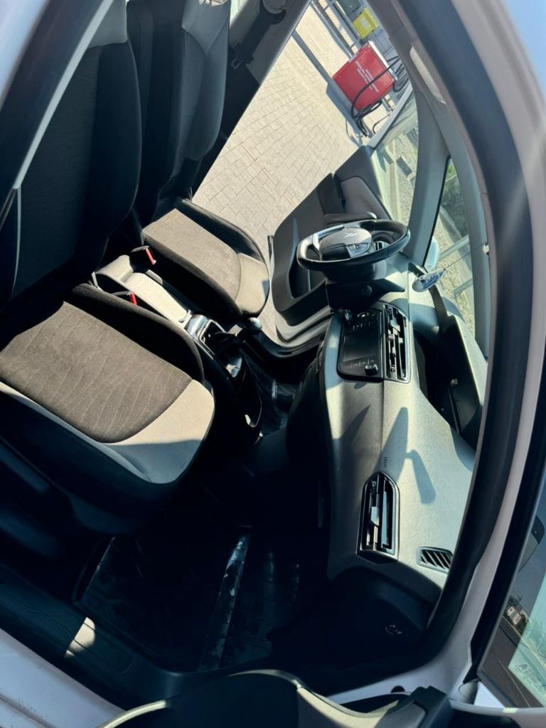 Продам citroen c4 picasso 2014 год пробег 132 тыс. цена 1 100 000 руб. тел. +79497192876 - фотография - 3