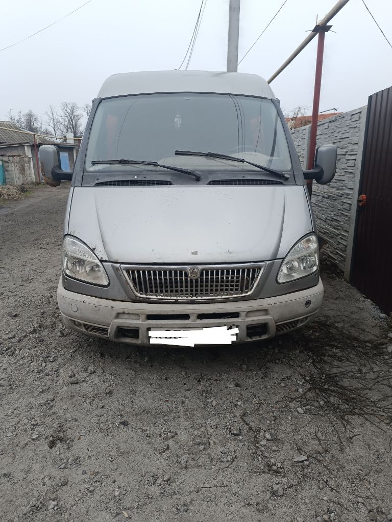 Цена: 350 000 рублей. г. донецк. продам соболь 2008 года. двигатель в хорошем состоянии, ходовая мягкая, ничего не стучит и не гремит, задний мост без посторонних шумов. машина в рабочем состоянии, - сел и поехал. низам дверей нужно уделить внимание. документы в полном порядке. телефон: +79493631397 - фотография - 2