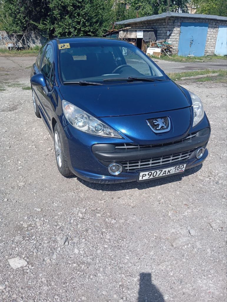 Peugeot( пежо)207 1,4 амт, 3 дв. хэтчбек, 2009 г. в. , рестайлинг, кондиционер, эсп, эур, abs, птф, бк, подрулевые лепестки, aux. везде заменены фильтры и масло. масло в двигателе от замены до замены ни грамма не уходит, новые свечи, новый акб, . пробег 135500км.2 ключа. в авто всё работает. ни одного рыжика. .по машине ничего делать не надо. переоформление в мрэо, я собственник. цена 500 тыс. руб. .горловка. +79493256491 - фотография - 2