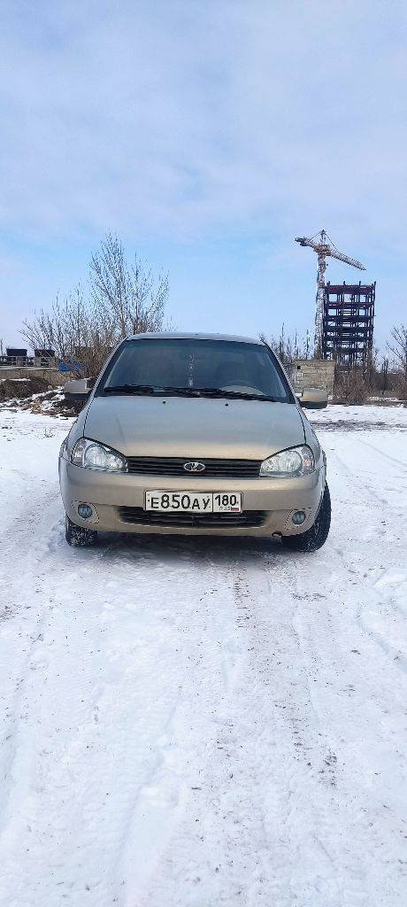 В продаже калина 1-го поколения (седан) 2006 года, пробег 220. мотор 1,6 8 клапанный ( клапана не гн... - фотография