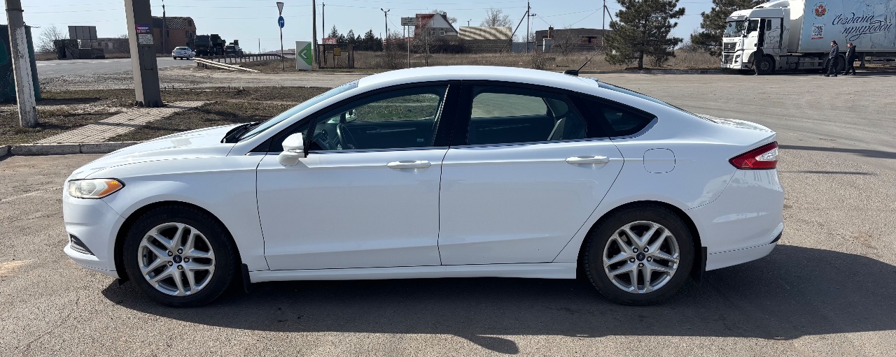 Продам свой автомобиль ford fusion (американец) 2013 года, двигатель атмосферный 2,5 литра, на обычном автомате. автомобиль пригонял для себя в 2021 году, я один хозяин, авто комфортный и надежный, установлен газ (вписан в стс). все технические жидкости менялись вовремя, пробег 170к. за 4 года эксплуатации ни разу не подводил. причина продажи, покупка более нового авто. vin: 3fa6p0h70er187325. - фотография - 4