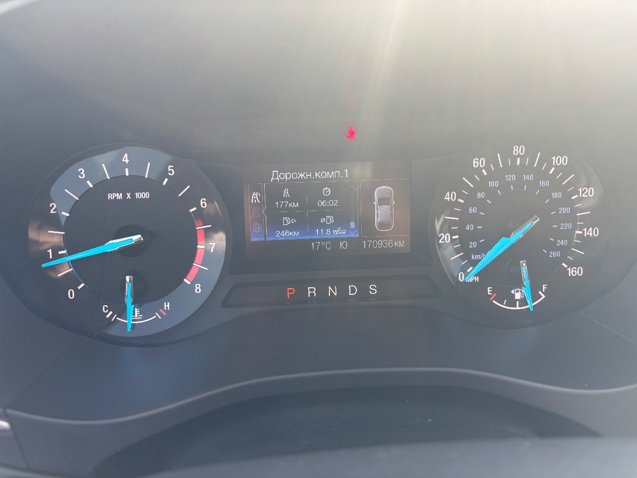 Продам свой автомобиль ford fusion (американец) 2013 года, двигатель атмосферный 2,5 литра, на обычном автомате. автомобиль пригонял для себя в 2021 году, я один хозяин, авто комфортный и надежный, установлен газ (вписан в стс). все технические жидкости менялись вовремя, пробег 170к. за 4 года эксплуатации ни разу не подводил. причина продажи, покупка более нового авто. vin: 3fa6p0h70er187325. - фотография - 9