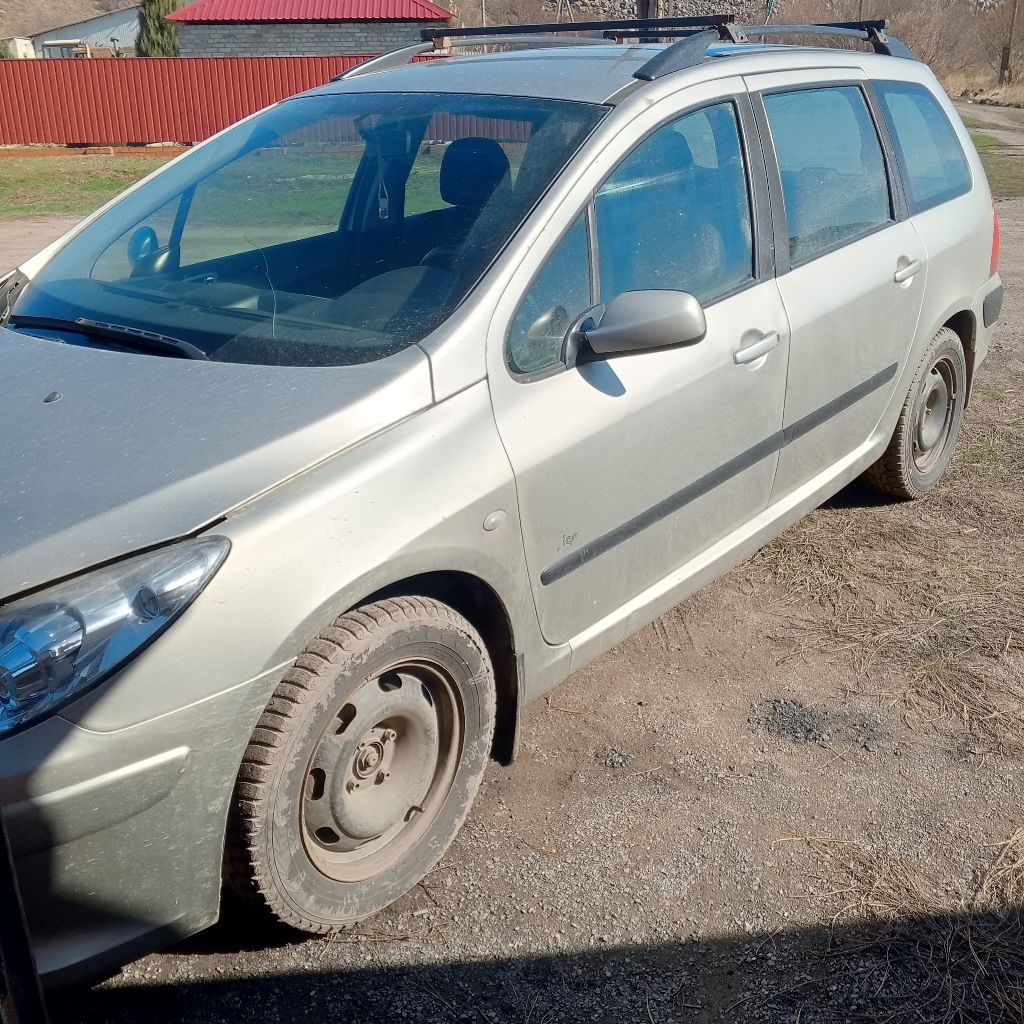 Продам пежо307 2007г. цена 350000тр торг все вопросы по т. +79494419731 - фотография - 3