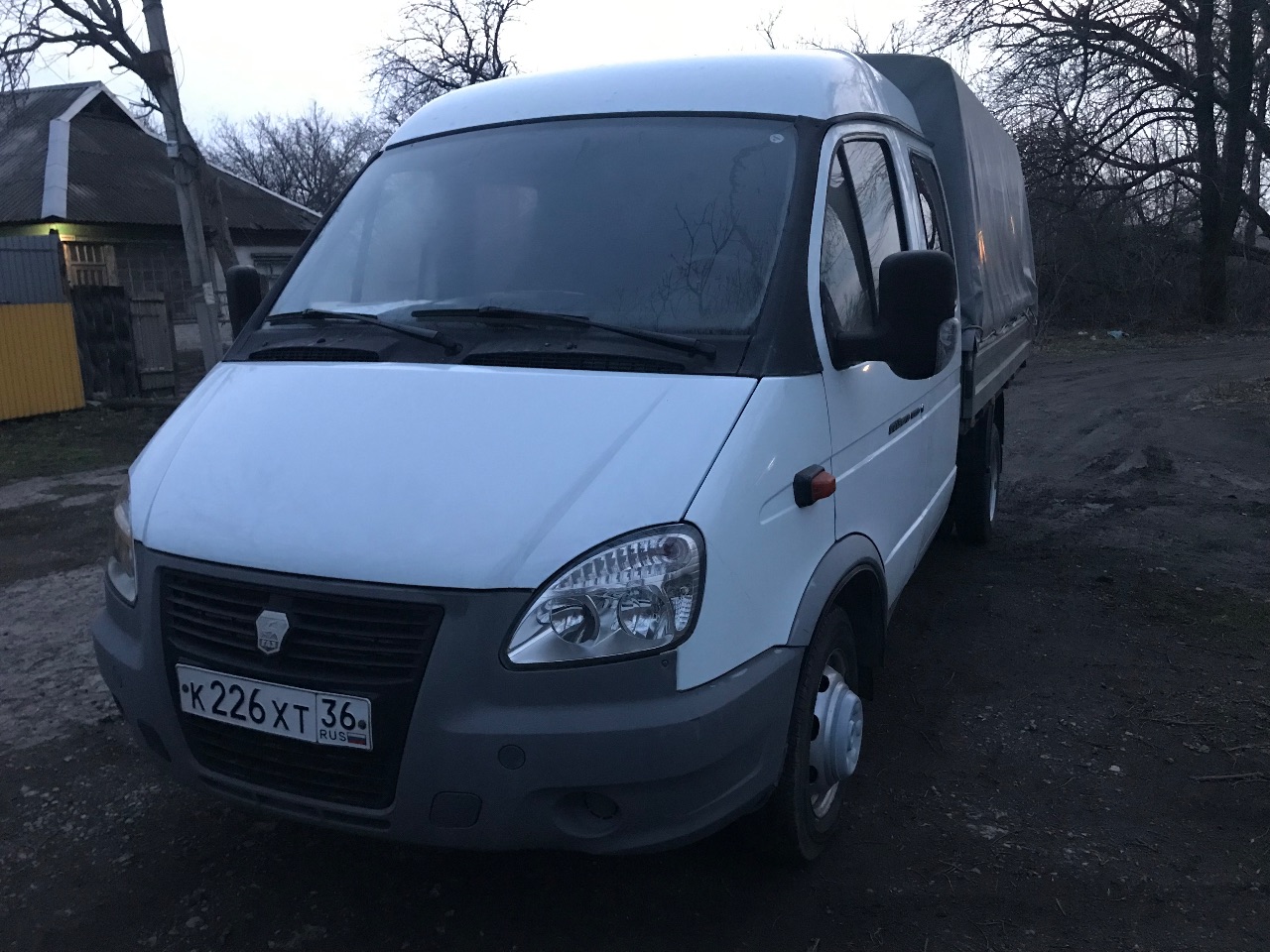 Газель дуэт 2014 год бензин газ 2.9 инжектор. машина не бита некрашена родные стёкла, рама в идеале, тент целый, борта не гнутые, мотор масло не ест, цена 950009 руб. 79493326276 - фотография - 14