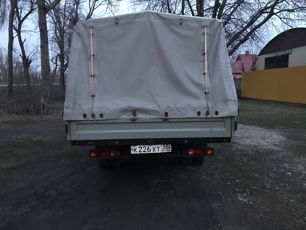 Газель дуэт 2014 год бензин газ 2.9 инжектор. машина не бита некрашена родные стёкла, рама в идеале, тент целый, борта не гнутые, мотор масло не ест, цена 950009 руб. 79493326276 - фотография - 15