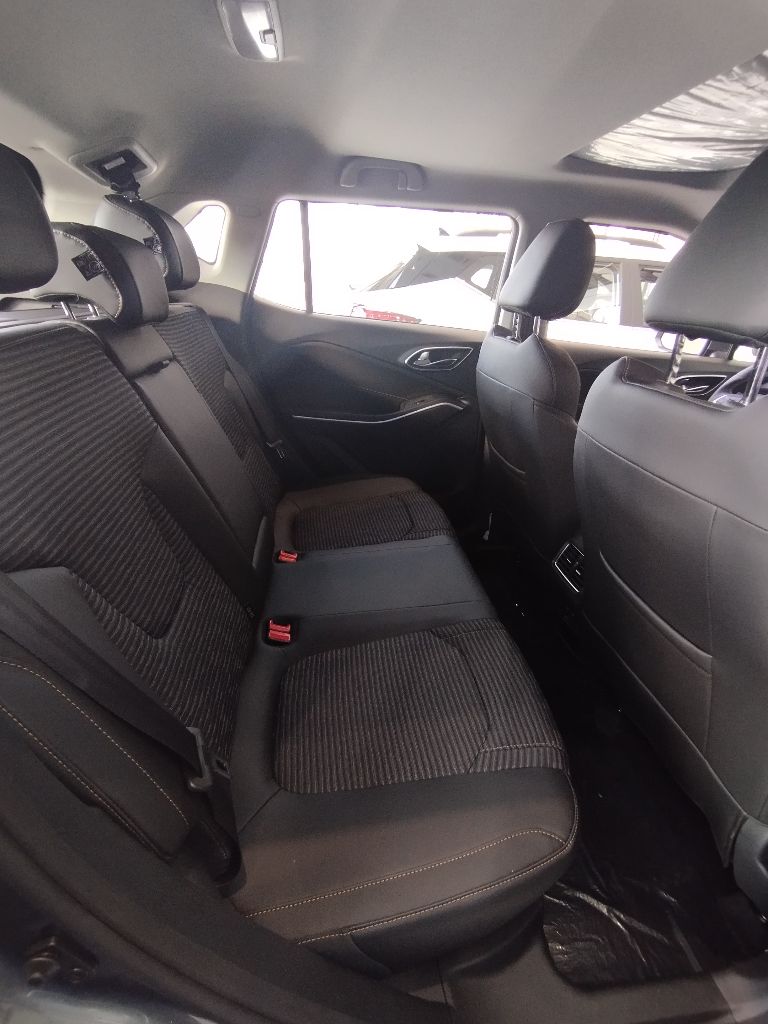 Москвич 6 бизнес, cvt москвич 6 – стильный, функциональный и технологичный. стоимость 1 900 000 ₽ комплектация: бизнес 1,5 литровый турбированный двигатель: 136 л. с., 4x2, cvt / 1,5т gdi: 174 л. с., 4x2, dct цвет: серый. основное оборудование: - люк с электроприводом, со шторкой. - электрическая регулировка водительского сиденья в 4-х направлениях и механическая в 2-х направлениях. - центральный задний подлокотник с 2-мя подстаканниками - климат-контроль - цифровая панель приборов с цветным экраном диагональю 7" - система кругового обзора 360° а приобрести новенький автомобиль вы можете у нас в автоцентре «сигналс-автодон» на разенкова, 14а. звоните, записывайтесь на тест-драйв. 🚙🚗 автосалон: ☎ +7949 358-35-36 | +7949 332-67-99 сто: ☎ +7 949 309-81-26 короткий номер «феникс»: 536 - фотография - 4