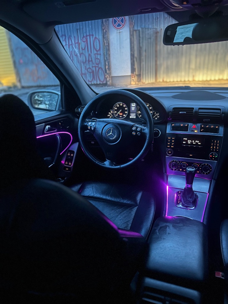 Продажа/обмен с вашей доплатой мерседес с w230 рестайлинговый 2004 год мотор 1.8 компрессорный на 192 лошадиных сил, едет очень бодро!!! по коробке и мотору нареканий нет надо заниматься лкп я хозяин все вопросы в личное сообщение в телеграм или вк +79493934602 - фотография - 5