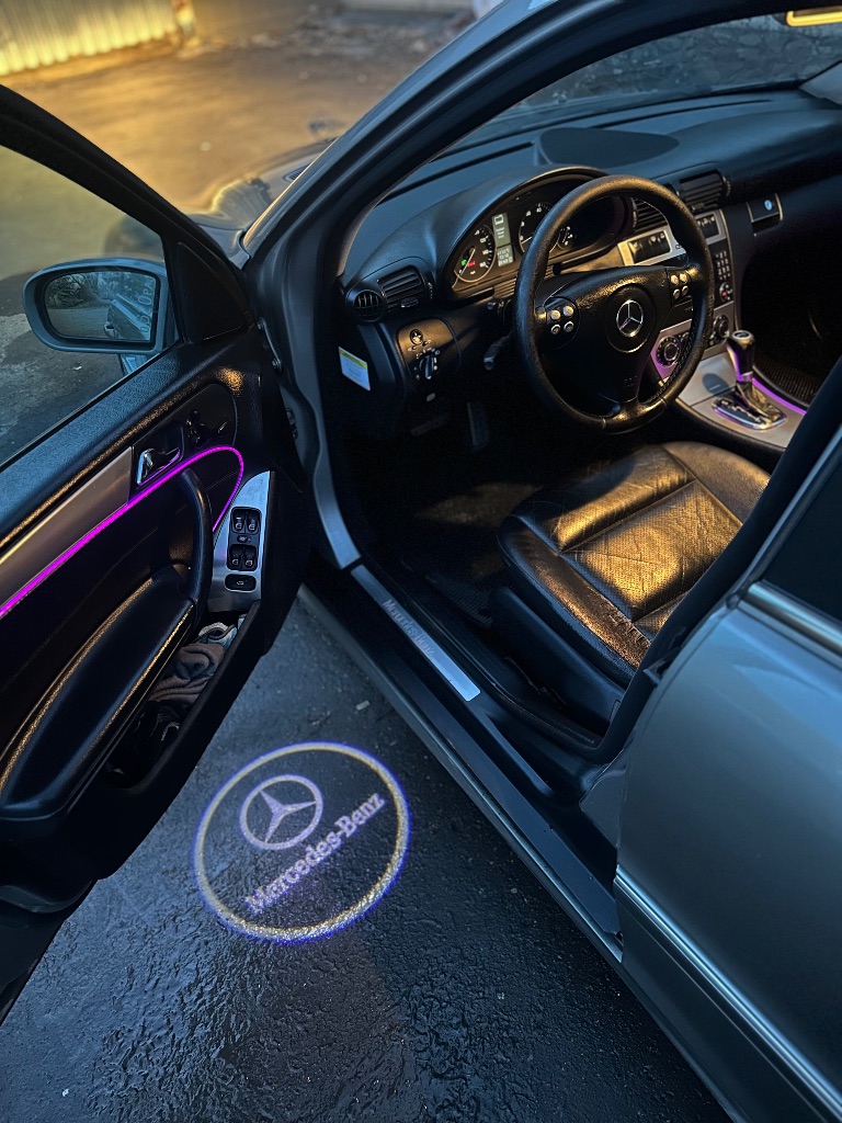 Продажа/обмен с вашей доплатой мерседес с w230 рестайлинговый 2004 год мотор 1.8 компрессорный на 192 лошадиных сил, едет очень бодро!!! по коробке и мотору нареканий нет надо заниматься лкп я хозяин все вопросы в личное сообщение в телеграм или вк +79493934602 - фотография - 6