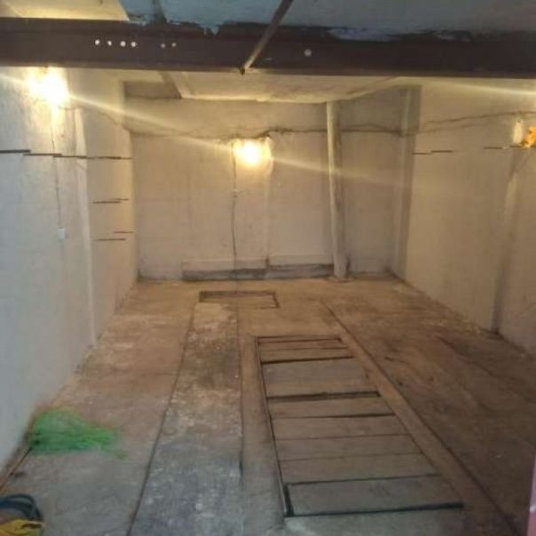 Донецк+7949=449=4002 продаёт зять авто mazda haima 3 1.8 mt, 2011, 180 000 км за 200т р после не большого дтп всё работает уезжает теперь срочно продаёт дёшово за пол цены документы в порядке постояный учёт регион 180 звоните узнавайте по тел любое время донецк калинин р-он у покровский церкови бул шевченко во дворе стоит - фотография - 5