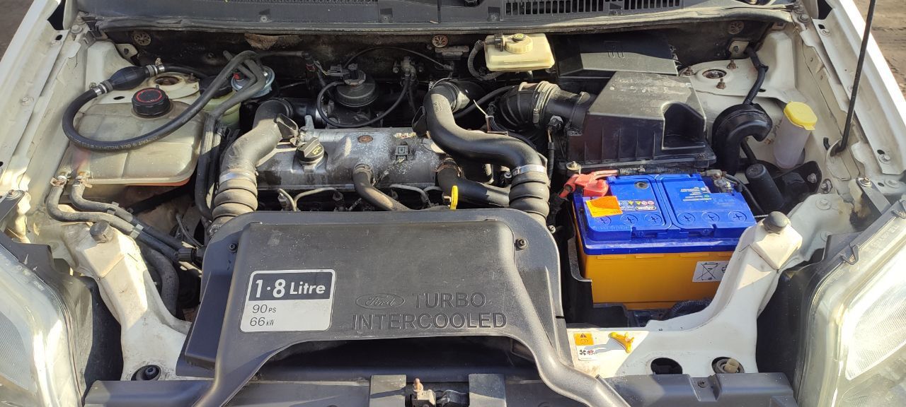 Фургон ford transit connect 1.8 mt 2003г. состояние хорошее. после капиталки прошёл 30000 км. цена 500000р. тел. 89493938390 - фотография - 3