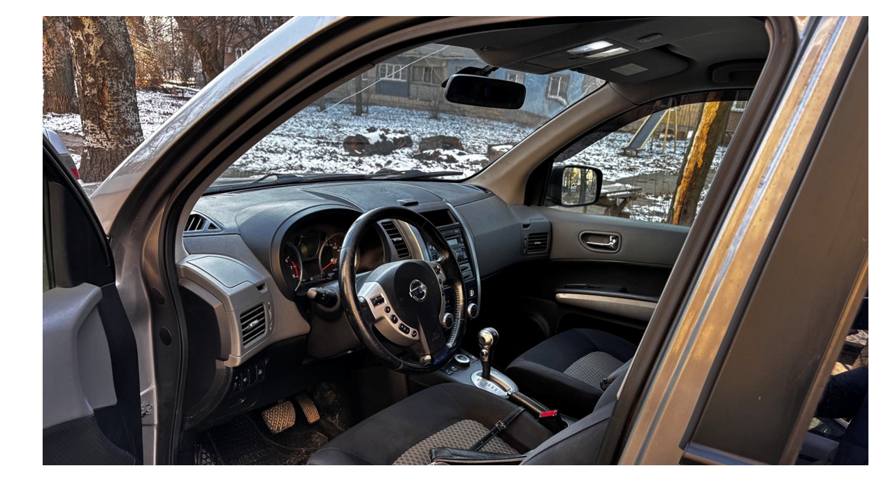 Nissan x-trail 2.0 se 2007 года пробег 164 000 коробка автомат полностью обслужен. замена масла в двигателе, частичная замена масла в вариаторе (с фильтрами). новые тормозные диски, стартер, заменены обе задних ступицы. на бодром ходу. цена 1 150 000 +79493469965 - фотография - 7