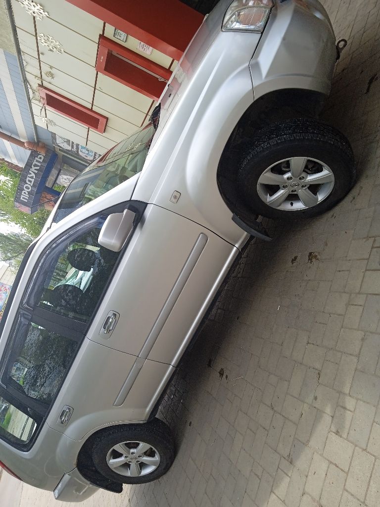 Nissan x-trail, 2006 год. передний привод. механическая коробка. состояние хорошее. пробег 240 000. зимняя резина в комплекте. цена 665 000 руб. +7 949 428 17 32 александр - фотография - 3
