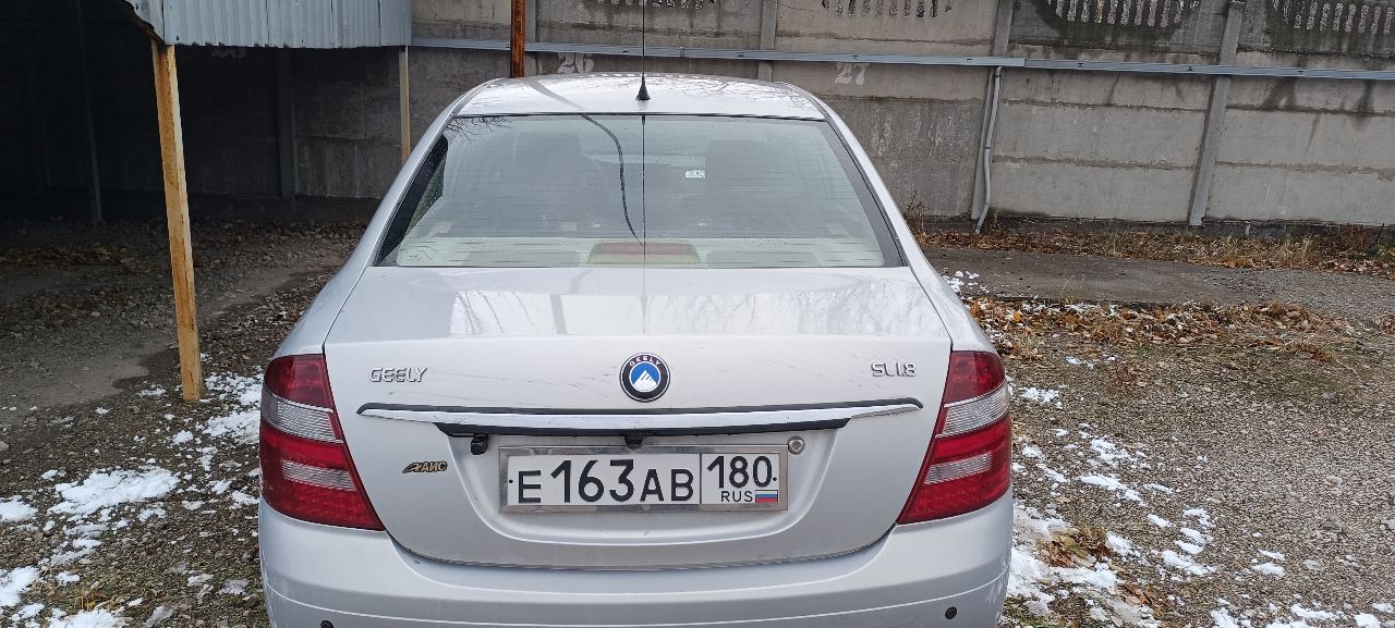 Продам geely maple sl 1.8 автомобиль 2011г, брался в салоне в 2012 года 1 хозяин. пробег 191 000 состояние кузова, есть небольшие дефекты пороги целые. по технической части нареканий нет, мотор работает плавно и ровно, коробка тоже работает мягко. подвеска в хорошем состоянии, не стучит, не гремит. максимальная комплектация. кондиционер, 2 подушки безопасности, abs, электрорегулеровка зеркал, литые диски r16 хорошая музыка. два комплекта резины на легкосплавных дисках. по недавним вложениям капитальный ремонт кондиционера, пербрана ходовая в августе остальные вопросы по телефону. +79493054979 или +79498152593 город енакиево. цена 780тыс₽ торг. - фотография - 3