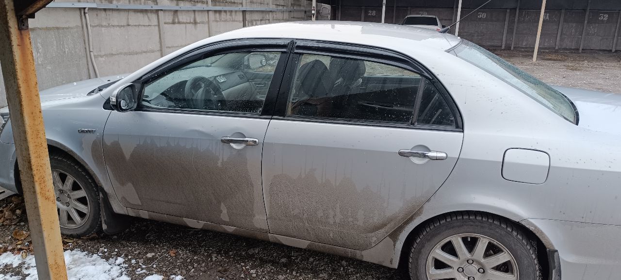 Продам geely maple sl 1.8 автомобиль 2011г, брался в салоне в 2012 года 1 хозяин. пробег 191 000 состояние кузова, есть небольшие дефекты пороги целые. по технической части нареканий нет, мотор работает плавно и ровно, коробка тоже работает мягко. подвеска в хорошем состоянии, не стучит, не гремит. максимальная комплектация. кондиционер, 2 подушки безопасности, abs, электрорегулеровка зеркал, литые диски r16 хорошая музыка. два комплекта резины на легкосплавных дисках. по недавним вложениям капитальный ремонт кондиционера, пербрана ходовая в августе остальные вопросы по телефону. +79493054979 или +79498152593 город енакиево. цена 780тыс₽ торг. - фотография - 4