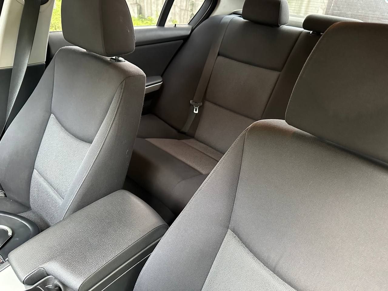 Продам! bmw 3 е90 двигатель 2.0 мех 6 ст. пробег 200 тыс. датчик дождя. датчик света, круиз контроль, 2х зонный климат контроль, подогрев сидений, эл. зеркала. мульти руль, фаркоп, эл обогрев салона, цвет"черный сапфир". куплена новая летняя резина, зима в подарок. цена 1 090 000.город енакиево. обмен не предлагать!машина на мне, полное переоформление в мрэо! тел +79494406025 - фотография - 7