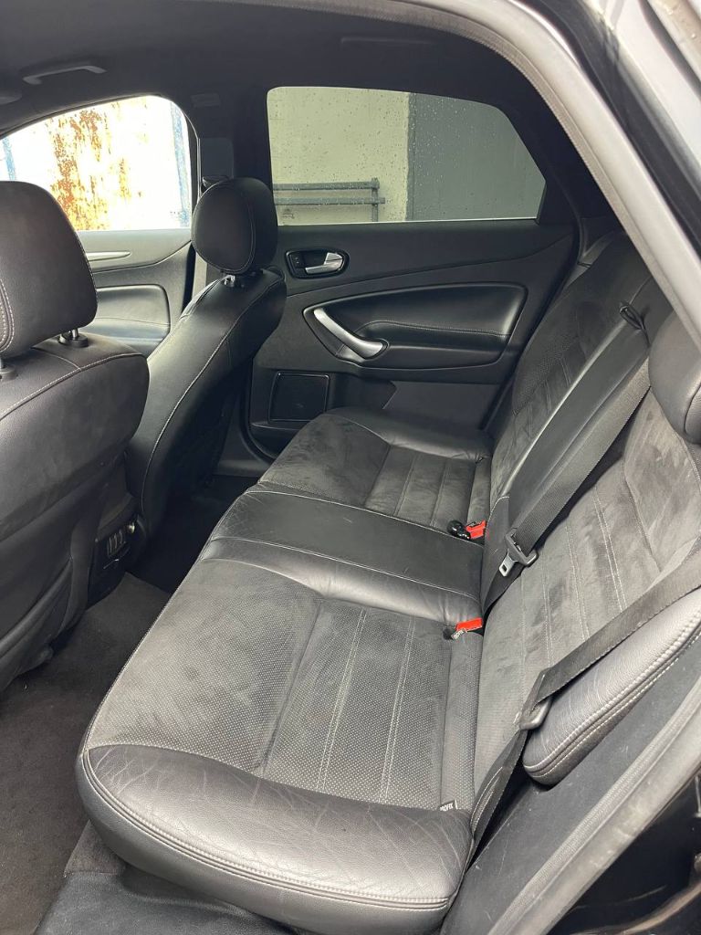 Продам ford mondeo iv(форд мондео 4) 2008г 2.0 турбо дизель на акпп, 143л. с. пробег 277т. км. расход 5-7л на 100км. на жирной комплектации: бесключевой доступ, бесключевой запуск адаптивный линзовый авто свет, с подсветкой поворотов, авто дождь салон комбинированный кожа-алькантара подогрев переднего, заднего ряда fordconvers+ круиз-контроль помощь при трогании в гору, при парковке, перед, зад парктроники, камера заднего вида, сигнал при приблежение к спереди идущему авто акпп с ручным управление и режимом спорт потолок и стойки перетянуты в черный замш установлен тесла монитор с хорошей музыкой, сим картой и навигацией. из заводских домов металлические накладки на педалях, подсветка ног. возможно что-то забыл, можно узнать полную комплектацию по вин. посмотреть можно донецк, макеевка, харцызск по договоренности. цена 830т. р. тел +79495800905 - фотография - 10