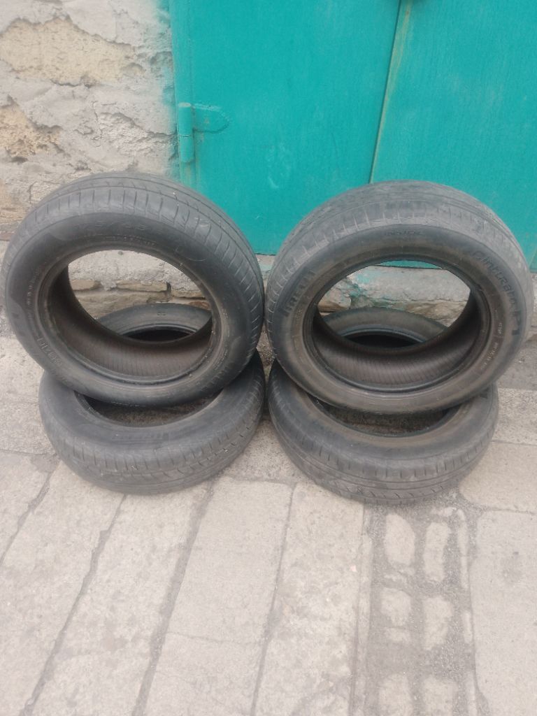 Диски с резиной зимней размер на 14 любой ваз цена20т руб званить +79493918856 и резина летняя на 14. firilli цена 10 т руб - фотография - 4