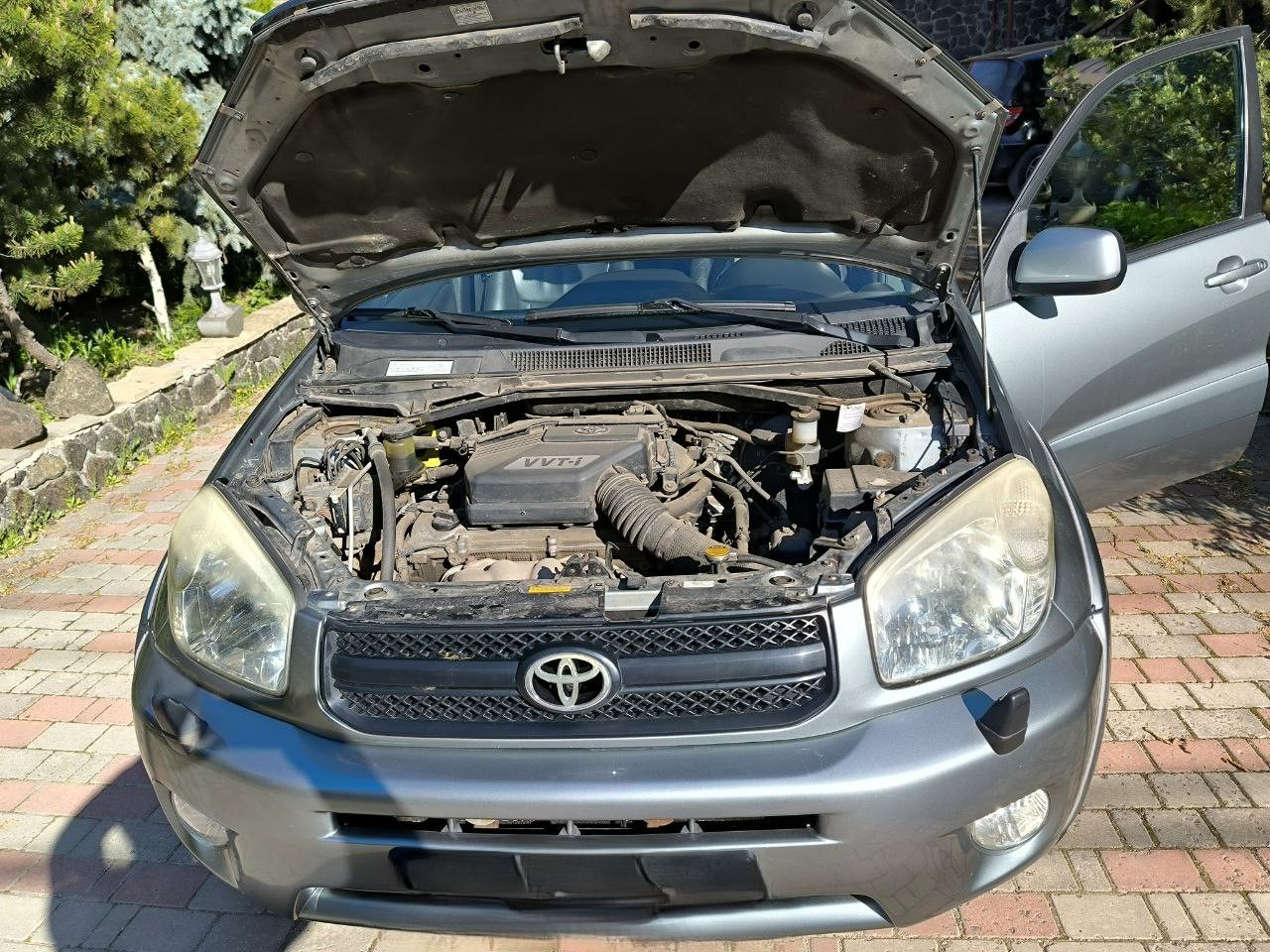 Тоyoта rav4, 2004 г. в. , объем двигателя 2,0 литра, пробег 138136 км, полный привод, коробка автома... - фотография