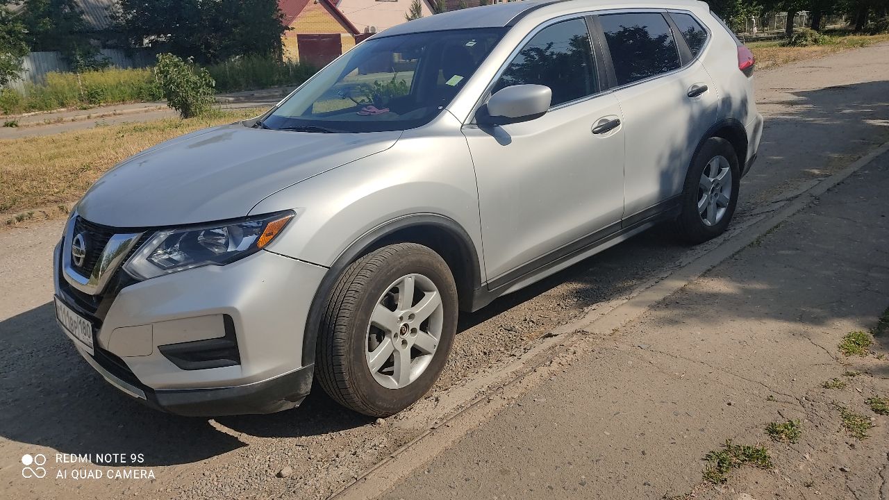 Nissan rouge, г. в.2017, американец, полный привод, серебристый, двс 2,5 л. 180 л. с. бензиновый на сжиженном углеводороде, газовая установка евро 5, коробка вариатор, все агрегаты в отличном состоянии, салон текстиль, темный, резина новая r 17 kumho, цена !900000 руб. , торг, - фотография - 3