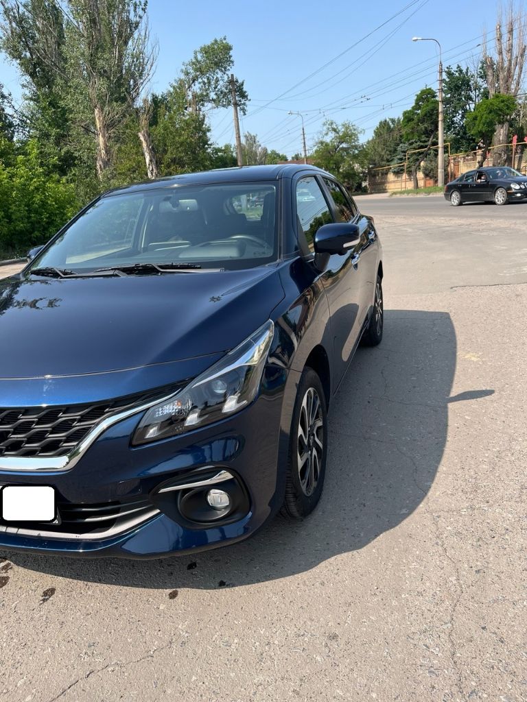 Продам suzuki baleno 2023 года. акпп объем 1.5, пробег 23800. машина в идеальном состоянии круговой обзор камер раздельный климат-контроль круиз-контроль корректор фар складывающиеся зеркала мультируль проекция скорости на лобовом стекле новая резина good year цена 2 🍋 все вопросы в телефонном режиме +7-949-322-77-07 - фотография - 2