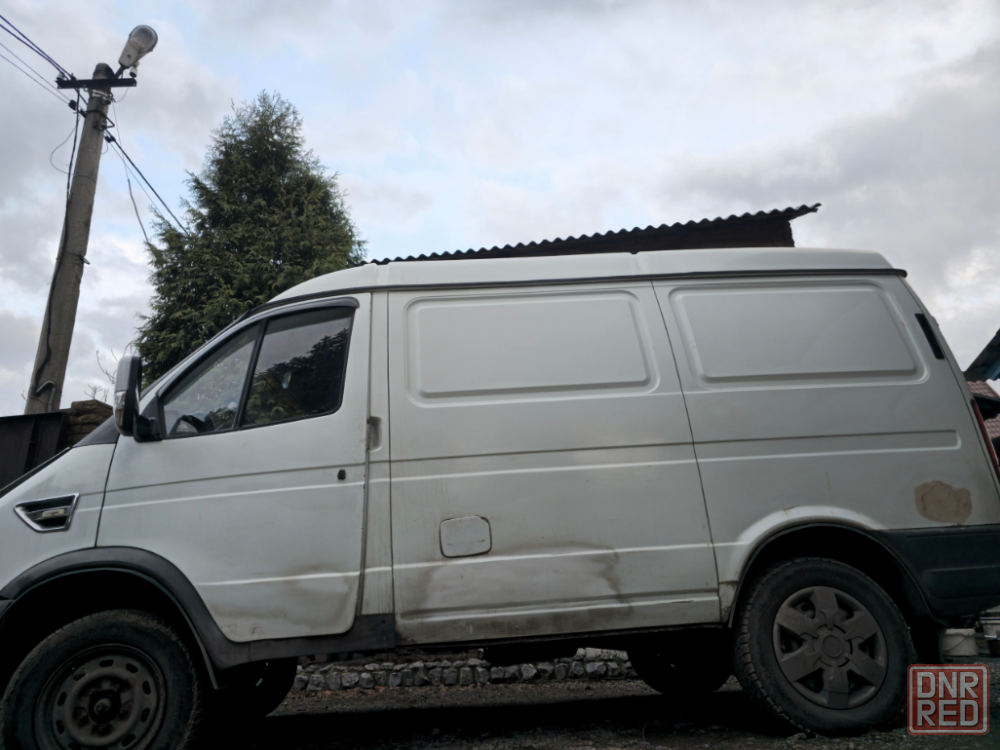 Продам gaz соболь (2752) фургон, не гнилой, новые: кпп, аккумулятор, карбюратор, гидроусилитель, электро-стеклоподъёмники, ц. замок, продольно-поперечные усиленные рессоры и многое другое. авто 2002 года, переоформлен в январе 2025. ---цена: 295 000 рублей--- номер телефона для связи +7 949 414 5787 - фотография - 4
