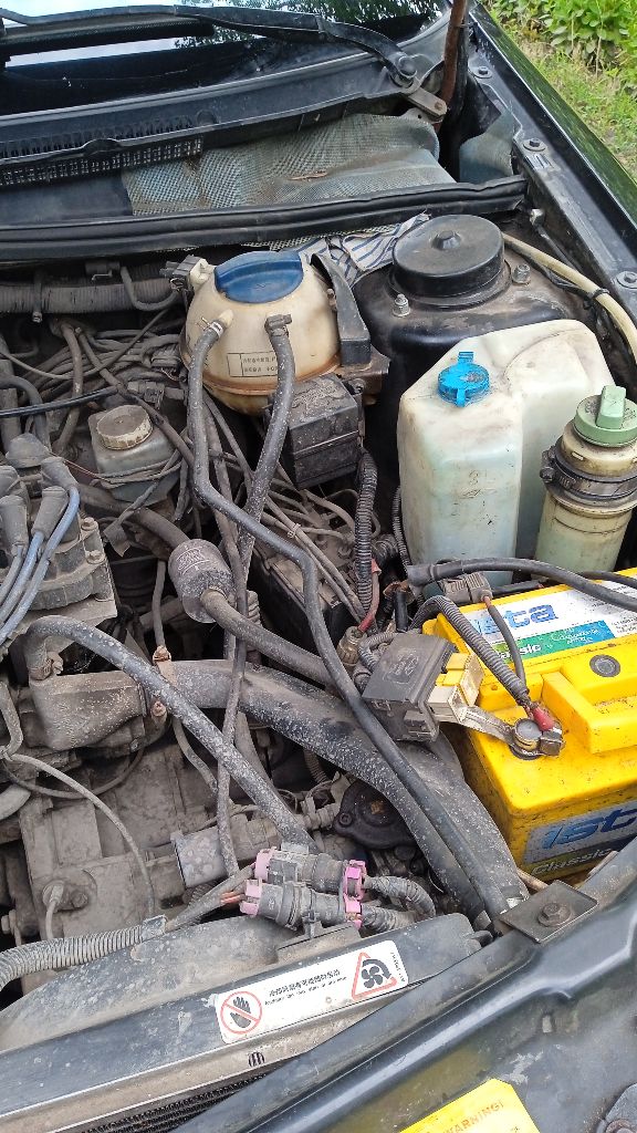 Продам cherri amulet 2008 год 99000 пробег новый радиатор, стартер, полный комплект грм, ролики, рем... - фотография