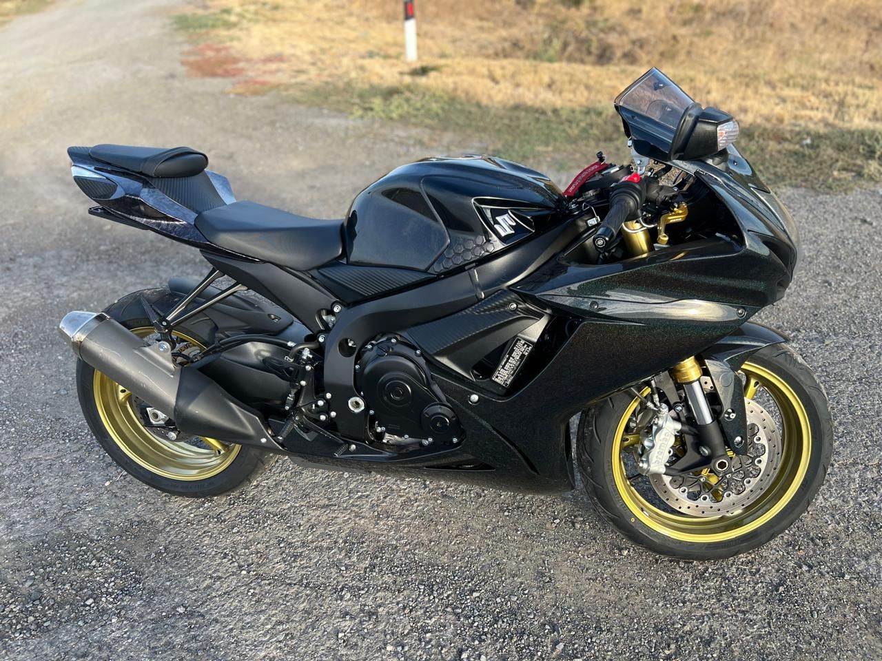 Продам 🏍️ suzuki gsxr 750 l8 2018г пробег 3000км - фотография - 5