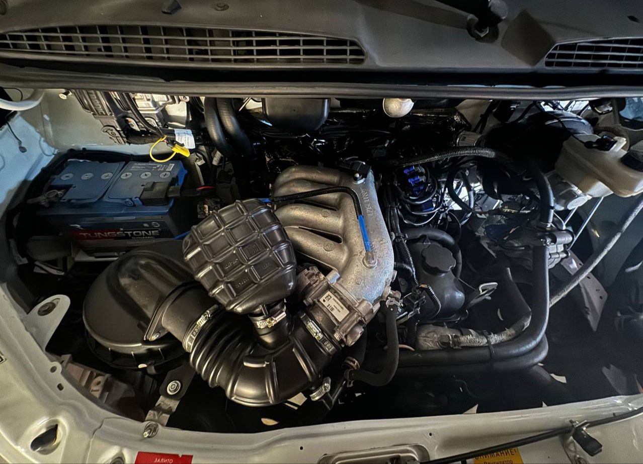 Продам газель - бизнес. состояние идеальное. 2014 г. в. пробег 124 000. вкладывать не нужно ничего, сел и поехал. ширина будки 2.04, длина 4.12, высота 1.90 ( по внутренним замерам). на все вопросы отвечу по телефону. г. макеевка цена 1 800 000. +79493569314 - фотография - 6