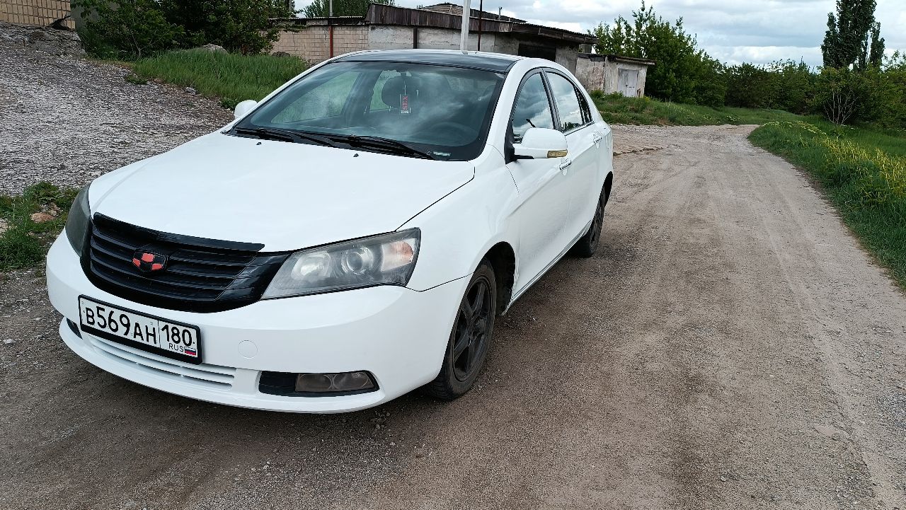 Продам geely emgrand ec7 1.8 2013 года, с пробегом 122т, в хорошем состоянии как внешне так и технически, не гнилая. машина хозяйская, ухоженная, стоит газ( зарегистрирован). хорошая комплектация, стеклоподъёмники, регулировка зеркал, центральный замок, кондиционер дует, но надо дозаправить, по документам полный порядок цена 550т. р + небольшой торг осмотр г. енакиево тел. +79493936854 - фотография - 3