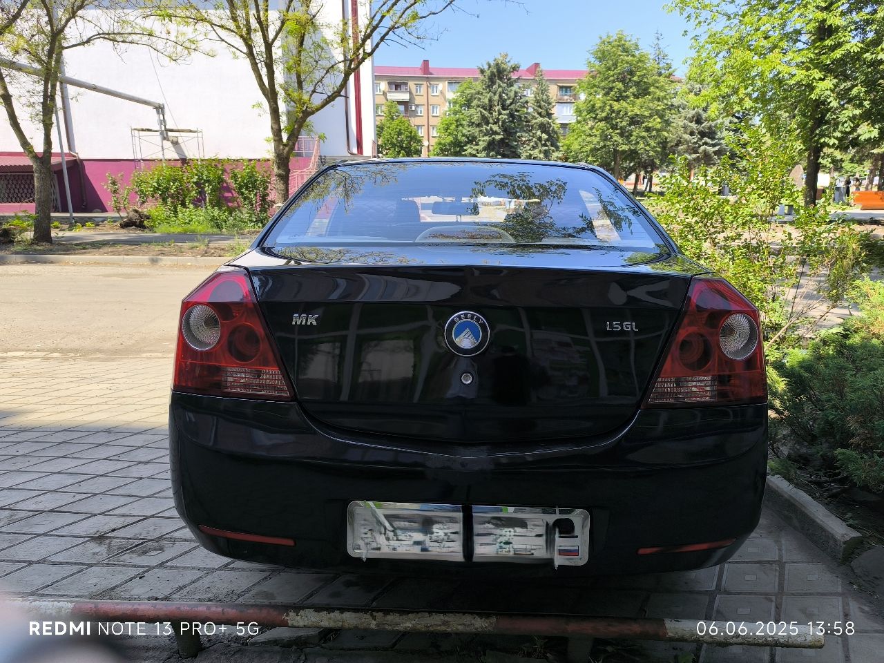 Продам автомобиль geely mk 2013 г. в. авто в хорошем состоянии. пробег 33000 км. цена 400 000 руб. торг. г. снежное. +7-949-821-50-50 - фотография - 3