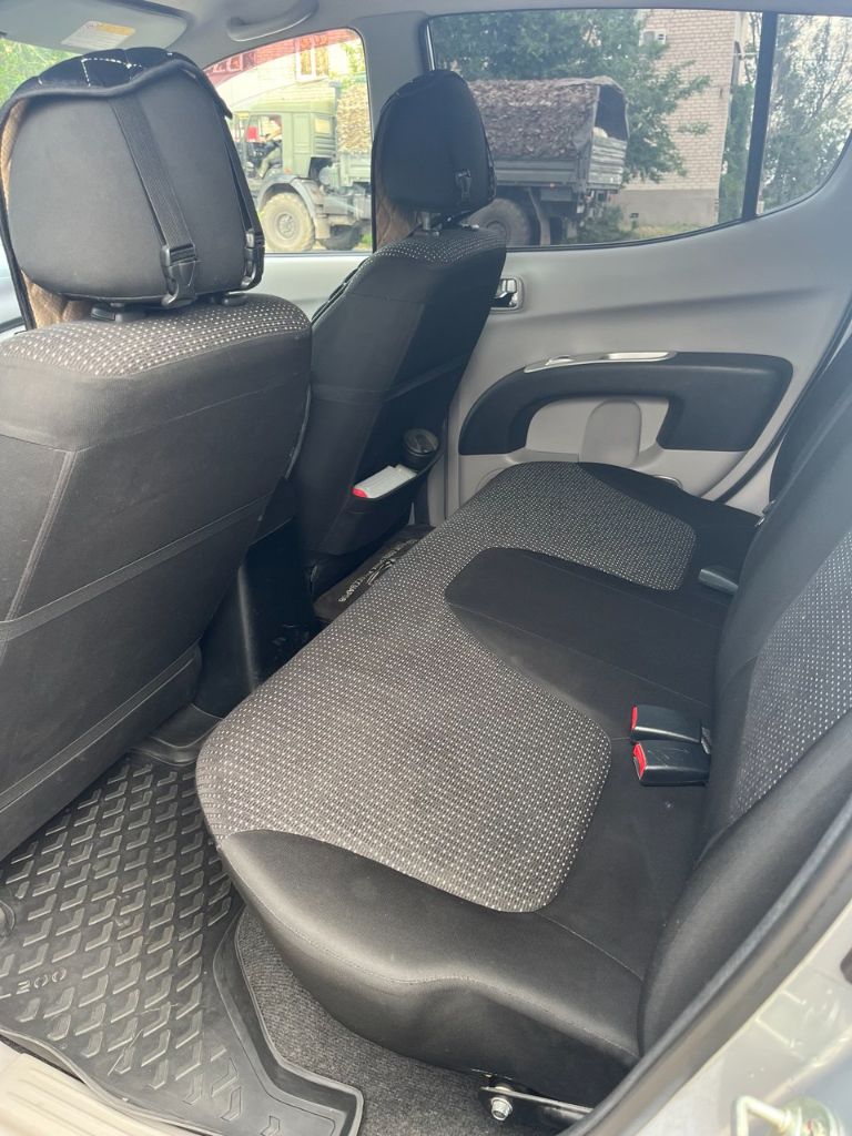 Mitsubishi l200, 2013 года выпуска, рестайлинг.2,5 дизель, автомат, раздатка super select пробег 136 тысячи километров в отличном состоянии, алюминиевая защита днища, турбо таймер к авто прилагается кунг, и зимняя резина на дисках. 2,2 млн, территориально г. красный луч(хрустальный) т. +79591088833 - фотография - 6