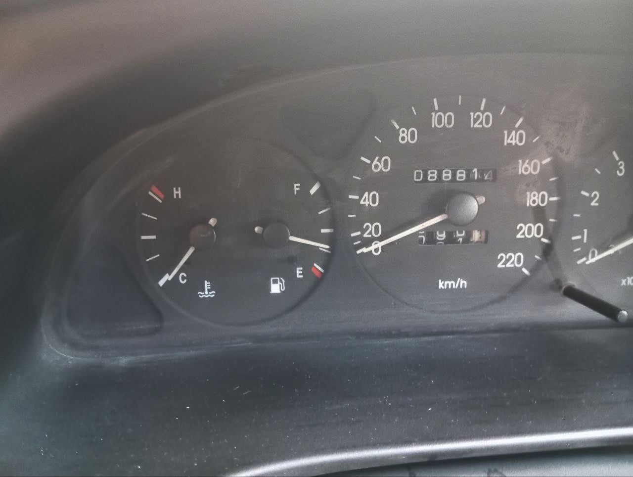 Daewoo lanos с хорошим двигателем тип кузова хэтчбек тип автомобиля с пробегом состояние машины среднее цена 350000 ₽ год выпуска 2011 телефон +7 949 4300896 коробка передач механическая объём двигателя 1.5 (см3) вид топлива бензин пробег 88000 км цвет салона серый цвет кузова черный двери 5 - фотография - 3