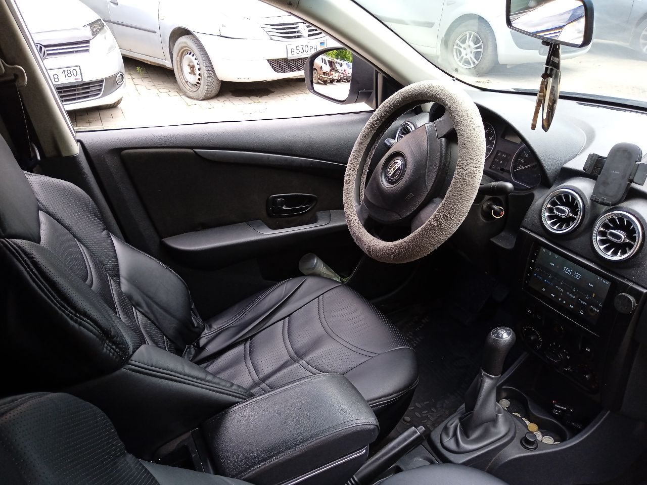 Ниссан альмера 2014 г. в. мкпп, пробег 186 т. км. владею год, собственник. всё работает в штатном режиме, ремонт производился вовремя. двигатель отлично, коробка без посторонних звуков. цена 720 т. руб. , торг при осмотре. +7-949-441-83-72 максим - фотография - 3