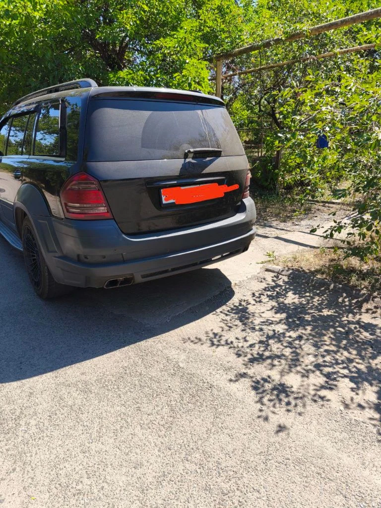 Срочно продаётся хороший семейный автомобиль. mercedes gl 500, 2008 года в рестайлинге, бензиновый двигатель v5.полностью на ходу. осмотр в донецке. возможен небольшой торг +79496288575 - фотография - 2