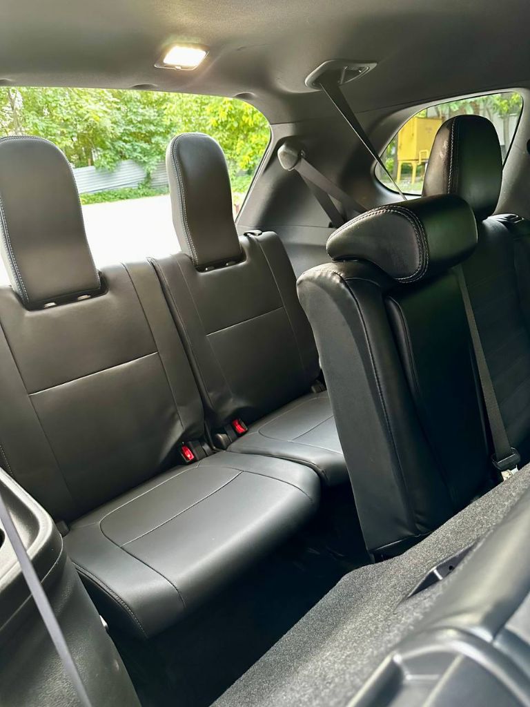 Продам mitsubishi outlander, 12/2018, 2.4 л. , полный привод. машина своевременно обслуживалась. есть все выписки с сто с момента пригона. дополнительно установлена мультимедийная система teyes cc3 2k 6/128гб 9 дюймов c системой кругового обзора и камерами 360. выполнена профессиональная шумо и виброизоляция дверей и капота. штатные динамики заменены на урал-74с. м. установлены led противотуманные фары с переключением на дальний свет. в прошлом году произведена антикоррозийная обработка кузова. автомобиль оснащен всеми удобствами для привередливого автолюбителя: датчики слепых зон, люк, комбинированный салон из кожи и алькантары, черный потолок, датчики давления шин, 3 ряд сидений. реальному покупателю отдам комплект зимней резины (использовалась 1 сезон) bridgestone blizzak dm-v3. пробег: 97 300 км. тел/tg: +79492103818 цена: 2 100 000 рублей. - фотография - 8