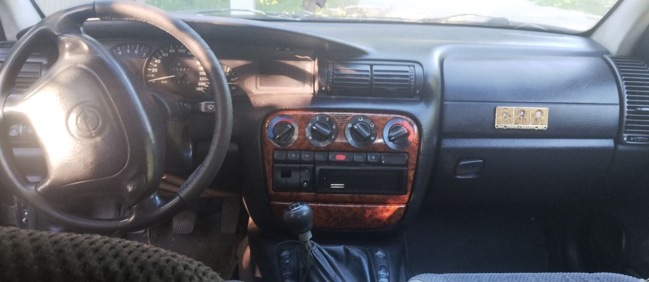 Продается opel omega b.1996 г. объем 2,5. v6. 230 т. р. т +79493339068 - фотография - 6