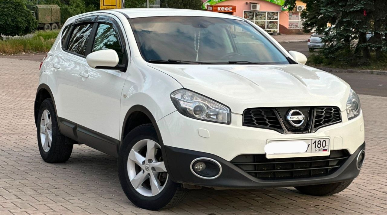 Продам свой автомобиль nissan qashqai ( рестайлинг) 2010 г. в., 2.0 (141 л. с.), кпп: m-cvt vin: sjn... - фотография