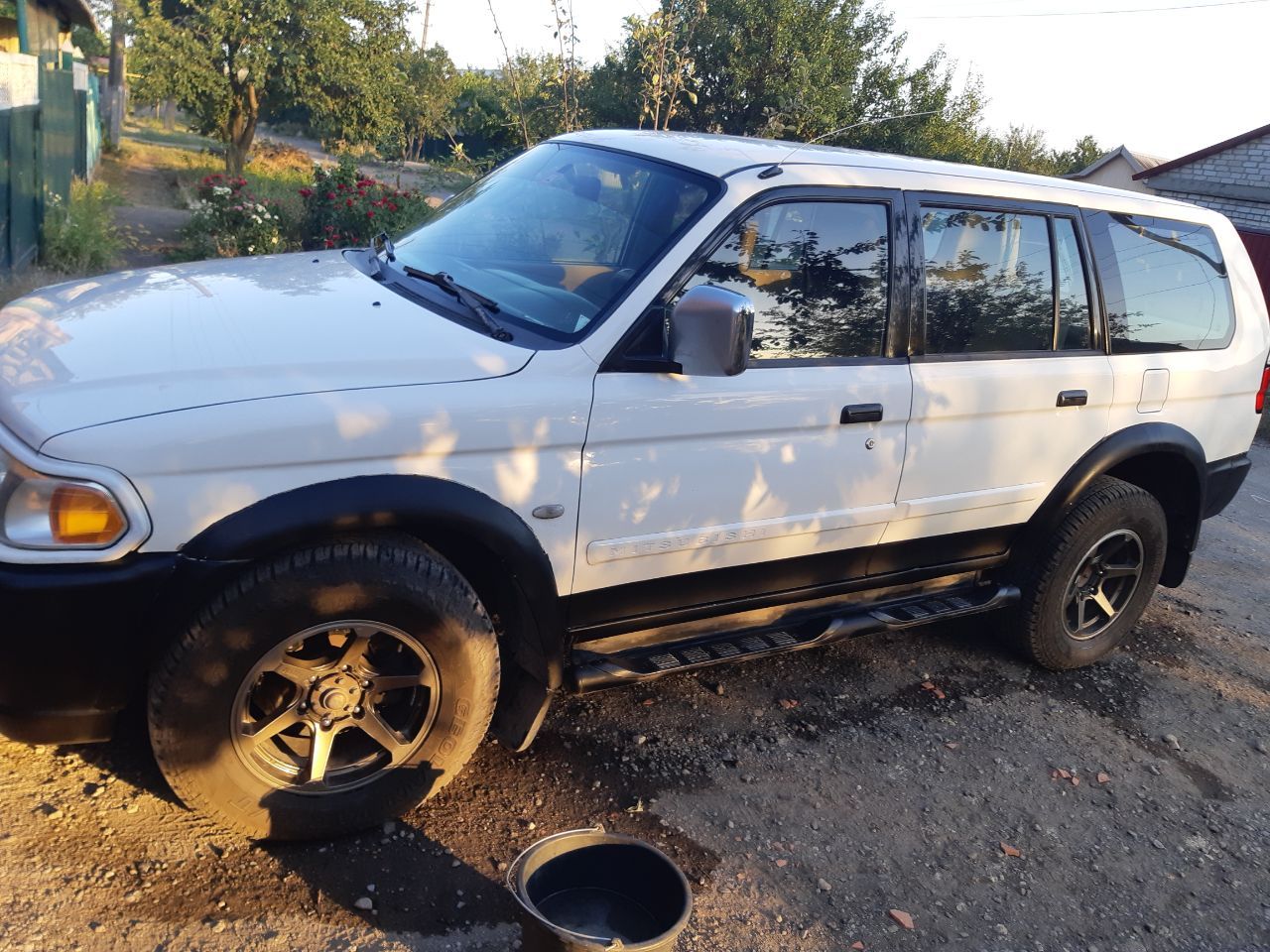 Продам мицубиси педжеро спорт.260т. пробег.2006год. машина в хорошем состоянии. новая резина, новый акб. установлен газ. прошу800000тр телефон+79494164523 - фотография - 7