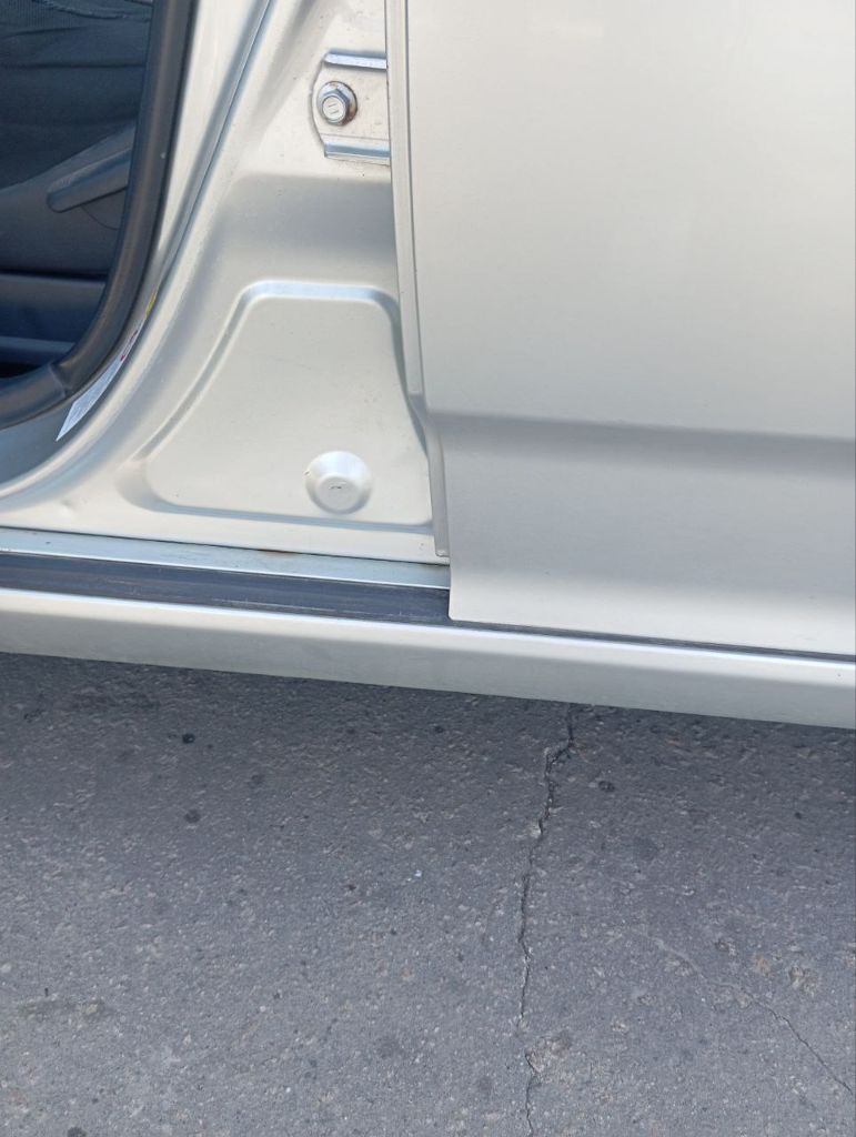 Продаю тоyota (тойота) corolla verso 2 2005 г. в. дизель 2 л. 268 тыс. пробег. не пригон. я хозяин, единственная запись в птс. настоящий японец, приемистый очень резвый. оцинкованный кузов. двигатель, не дымит масло не расходует. климат контроль, работает идеально. два комплекта резины на дисках. хороший свет, музыка. настоящий минивен. при разложенных задних сидениях получается ровный пол. ложится в длину взрослый человек. вмещается 18 банановых ящиков. в машине работает каждая кнопка. у меня около года, продаю в связи с покупкой другого авто. цена вопроса 800 тыс. р. машина в донецке. тел. +7949 348 0078 - фотография - 20