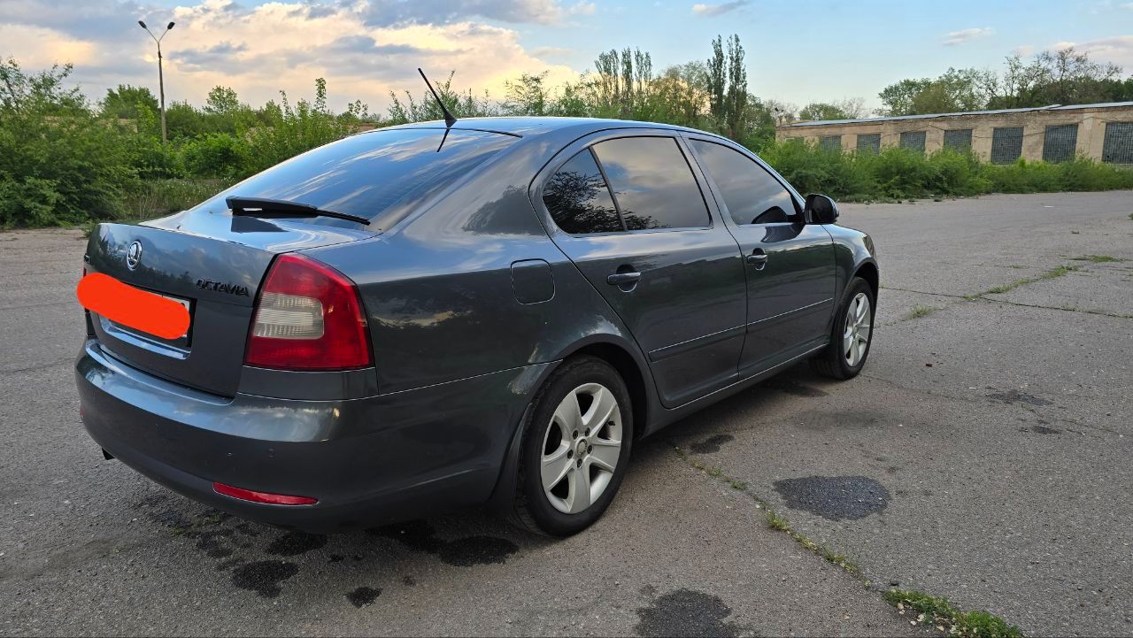 Продам октавию а5
2012 Г. В
Мотор 1.8 турбо
Кпп механика
250.000 Км пробега
Я собственник, машиной владею больше года, по машине много чего сделано, мотор перебран, ходовка тоже. Коробка в идеальном состоянии. Новая летняя резина, по кузову есть нюансы, все вопросы в лс или по номеру +79493260848
Снежное
950.000 - фотография - 2