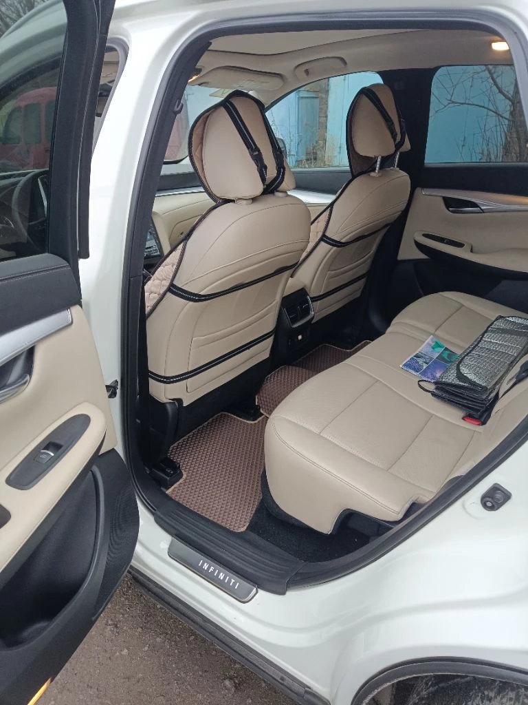 Продам infiniti qx 50, 2018 г. ,2 л. турбо, 270 л. с., в отличном состоянии, учёт рф, пробег 68000 км, диски 19, панорамная крыша, люк и т. д. тел. +7949 307-4808 цена 3.2. тел +7949 307-4808 - фотография - 8