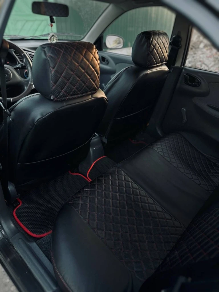 Продаётся daewoo lanos 1.4, 2008 г. 📍 пробег — 110 000 км (родной) ⚙️ двигатель 1.4, бензин, механика ✅летняя резина (2 сезон) + зимняя на дисках в подарок ✅ чехлы, 2 комплекта ковриков ✅ противотуманки, сигнализация 💰 250 000 тыс. торг 🚗 в хорошем, ухоженном состоянии — сел и поехал! 📞 для связи: +79493439937 - фотография - 4