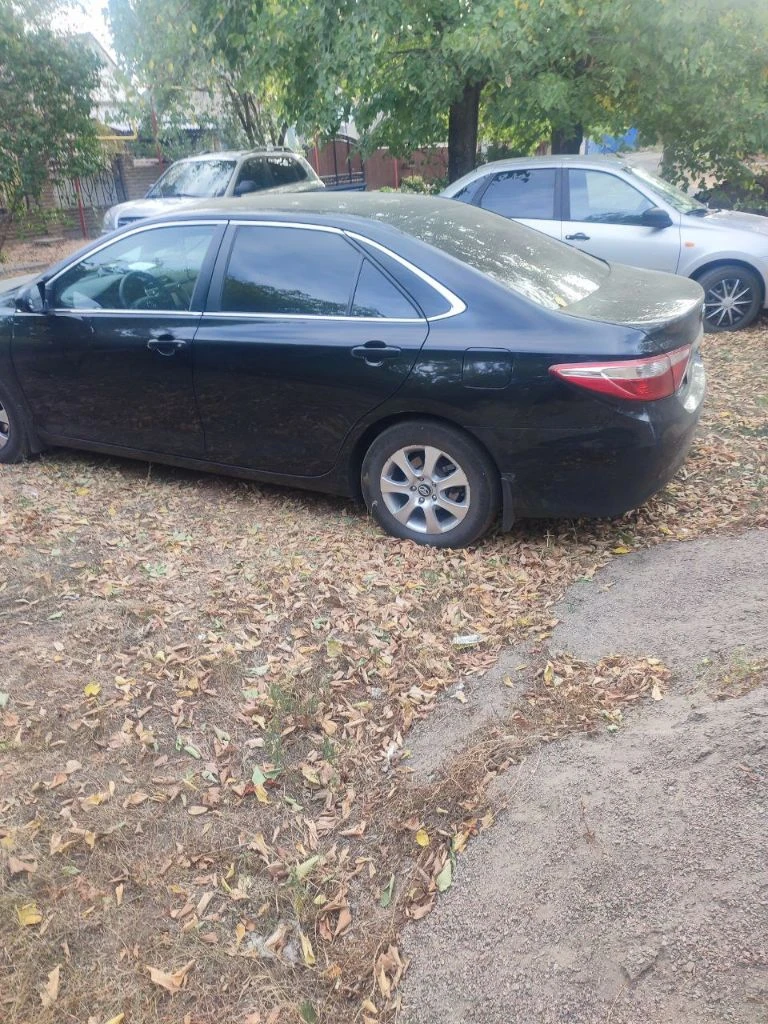 Продам тоета камри в 55 кузове 2017 года с пробегом 214 тысяч в идеальном состоянии что по кузову что по двигателю коробка работает отлично резина в хорошем состоянии и отдам комплект зимней резины цена данного автомобиля 1.7 торг звоните все расскажу по машинке+79493137845 - фотография - 9